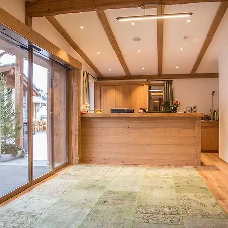 托普酒店萨兰活跃山度假村 3* Lenz