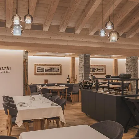 Szálloda Sarain - Val Saraina Lenzerheide 3*